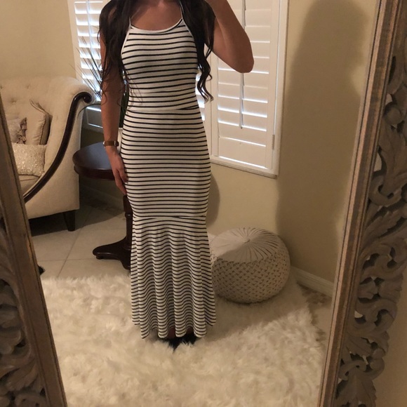 Dresses & Skirts - Black & white stripped mermaid maxi dress